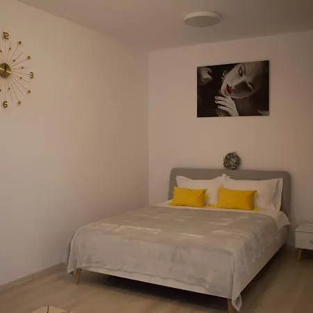 Gio Home C13 Bucharest Exterior photo