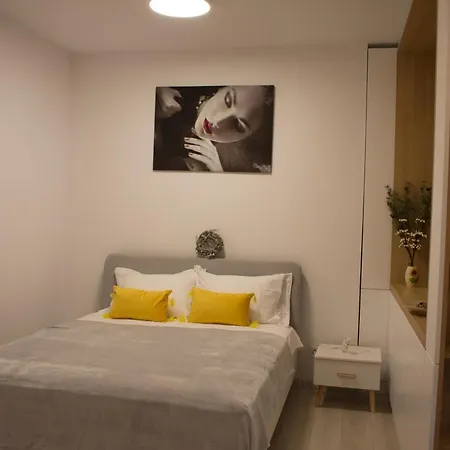 Gio Home C13 Bucharest Exterior photo
